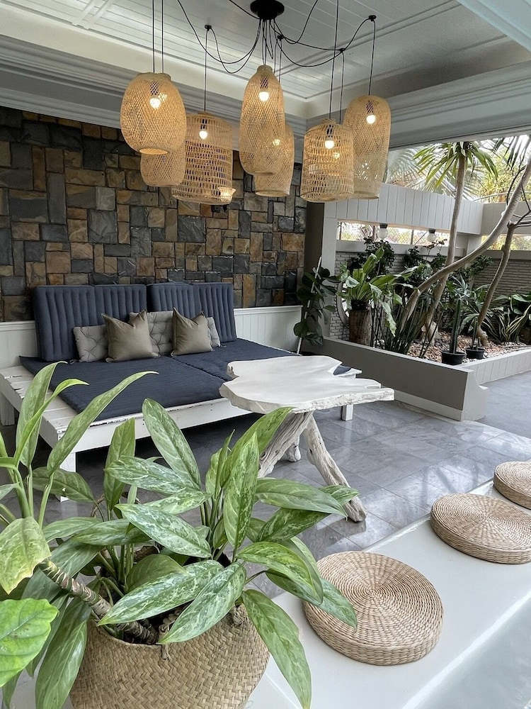 Garden Paradise Hotel & Serviced Apartment 31/45