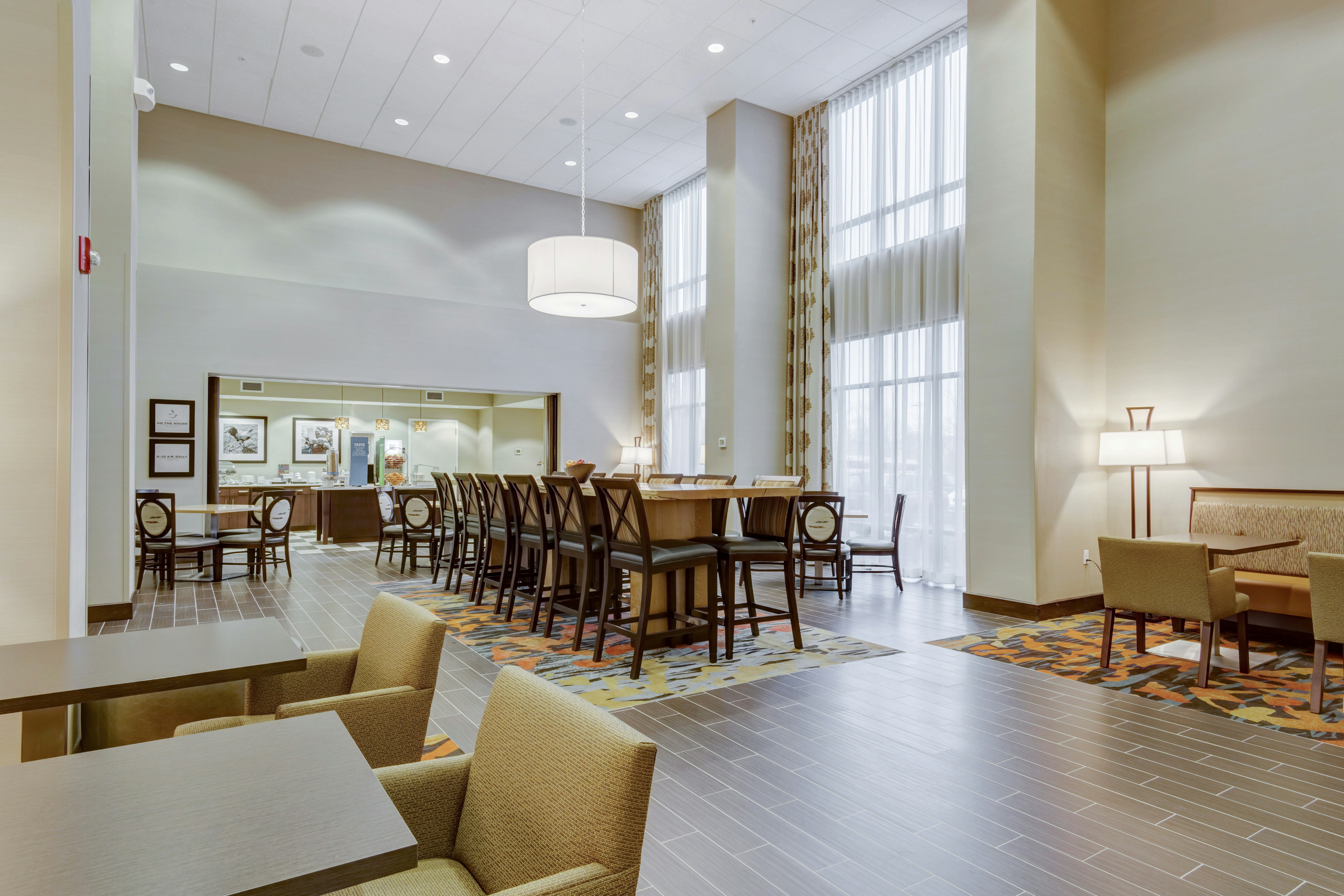Hampton Inn St. Louis Wentzville MO 49/57