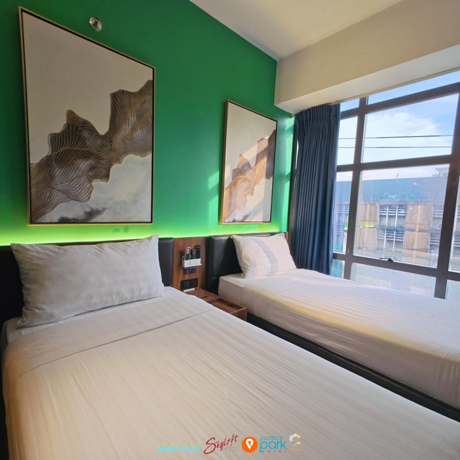 Superior, Twin Beds