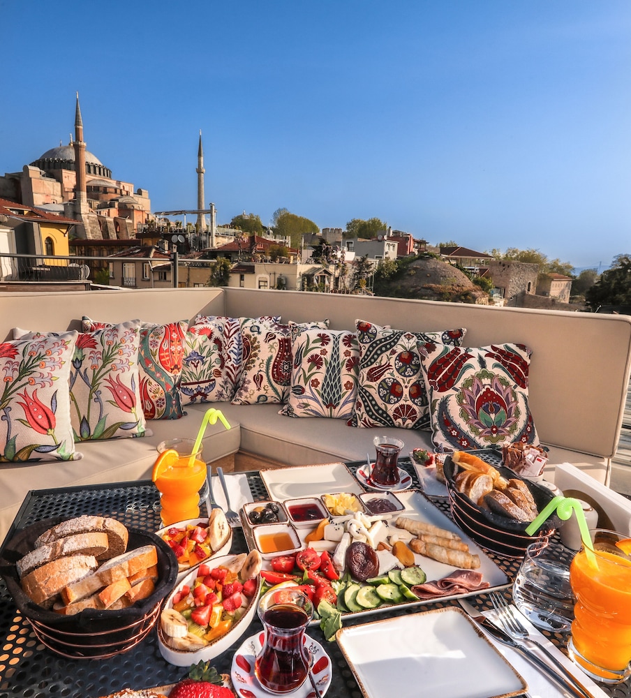 Henna Hotel Istanbul 31/50