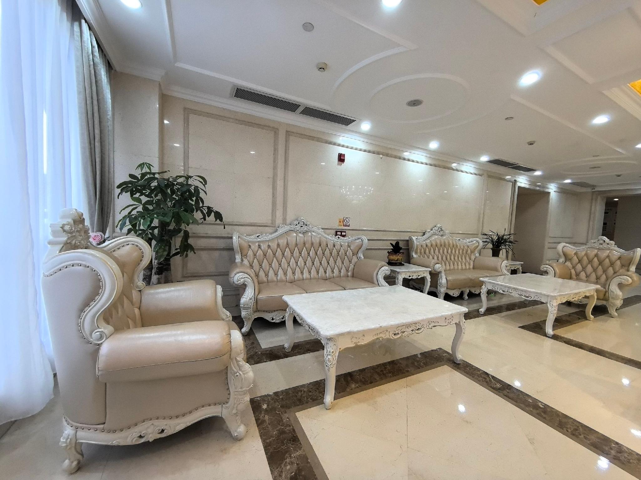 Vienna Hotel (Huidong Jilong) 25/33