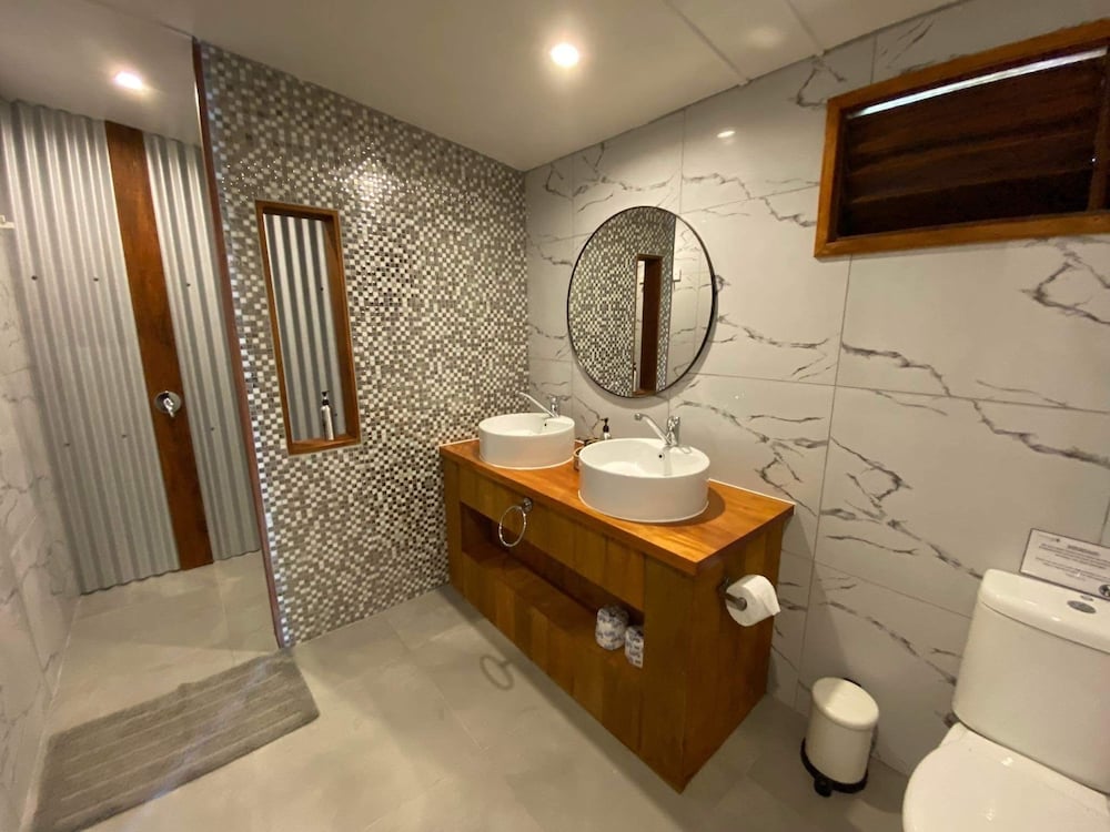 Turtle Bay Lodge 65/67
