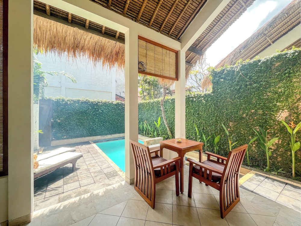 The Lagoon Bali Pool Hotel and Suites 30/50