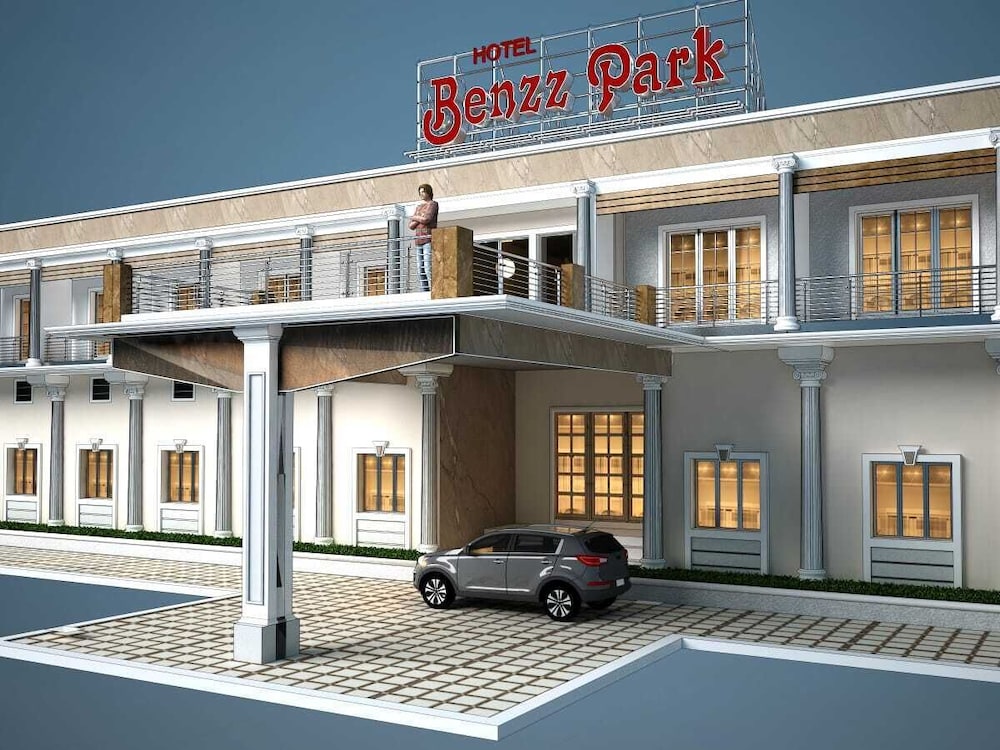 QUALITY INN SABARI RESORT 60/67