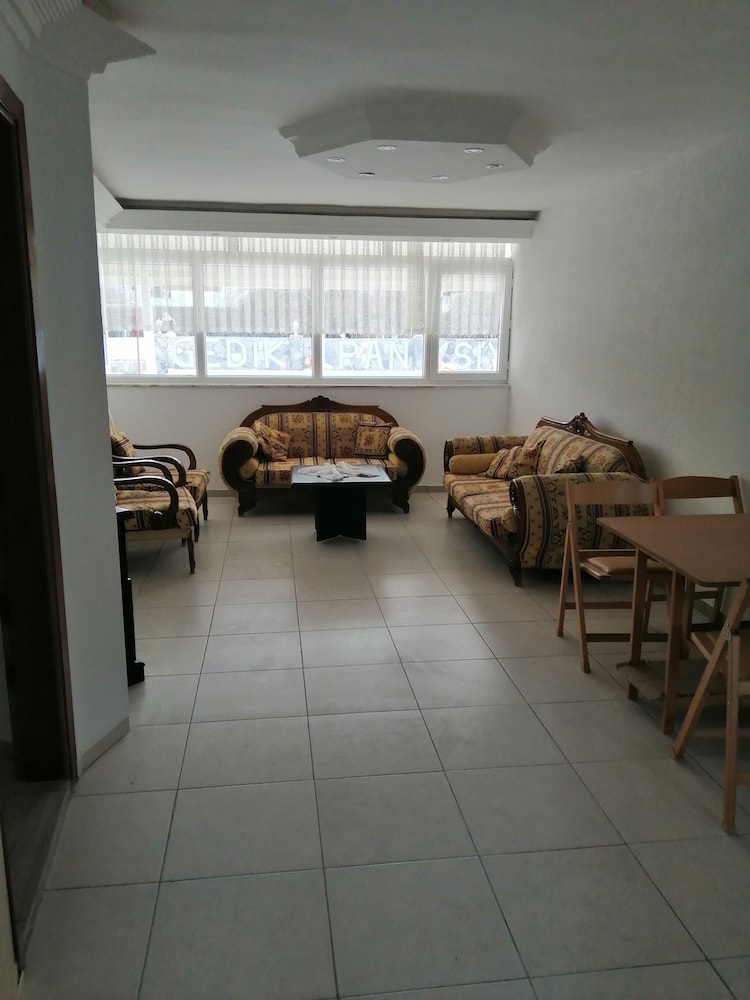 Gedik Pansiyon 31/55