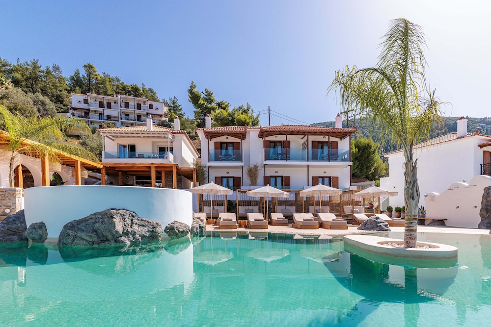 Evlalia Studios & Villas 3/50