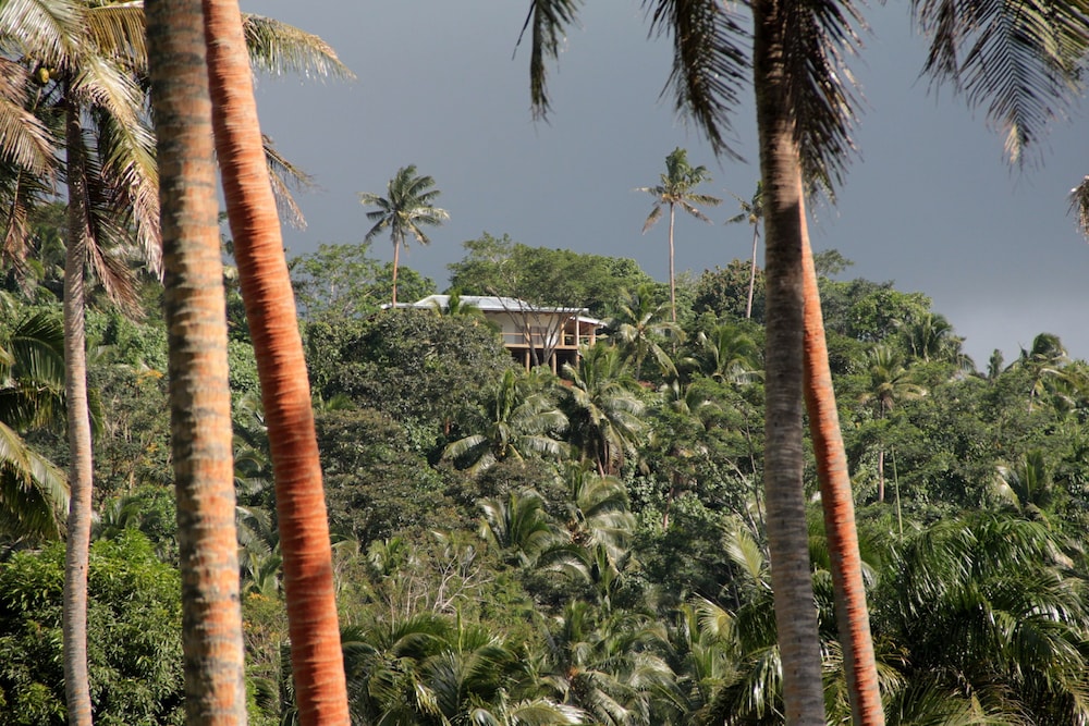 Maravu Taveuni Lodge 70/72