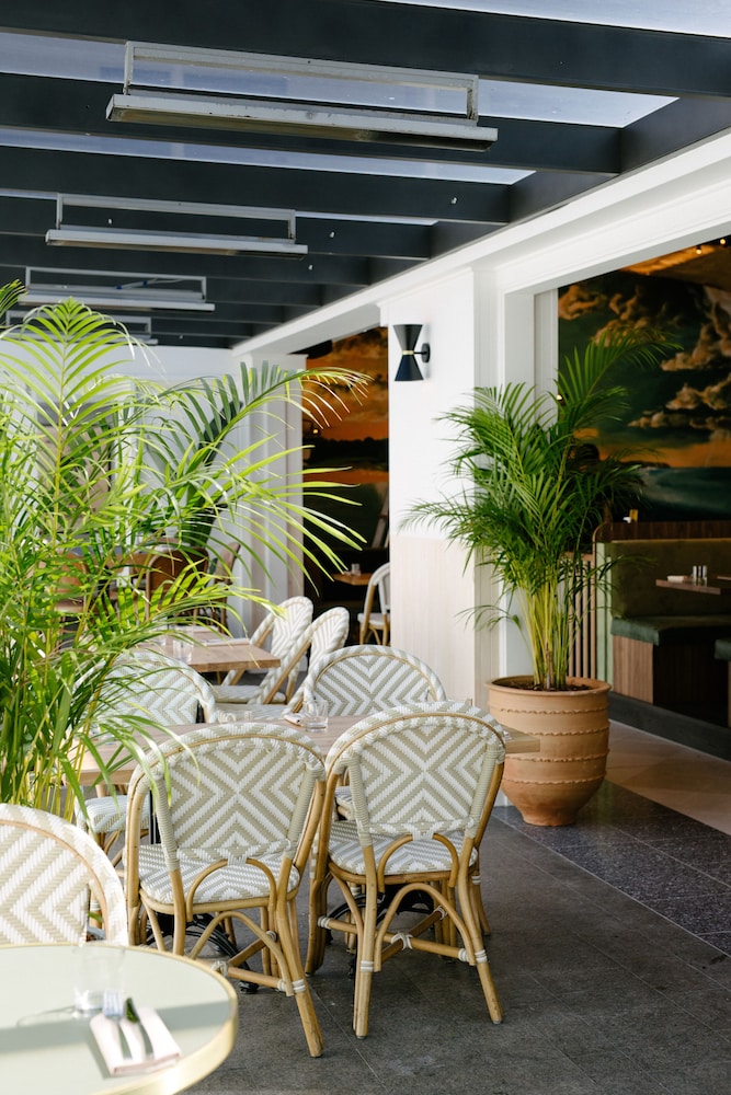 Coogee Bay Hotel Boutique 47/75