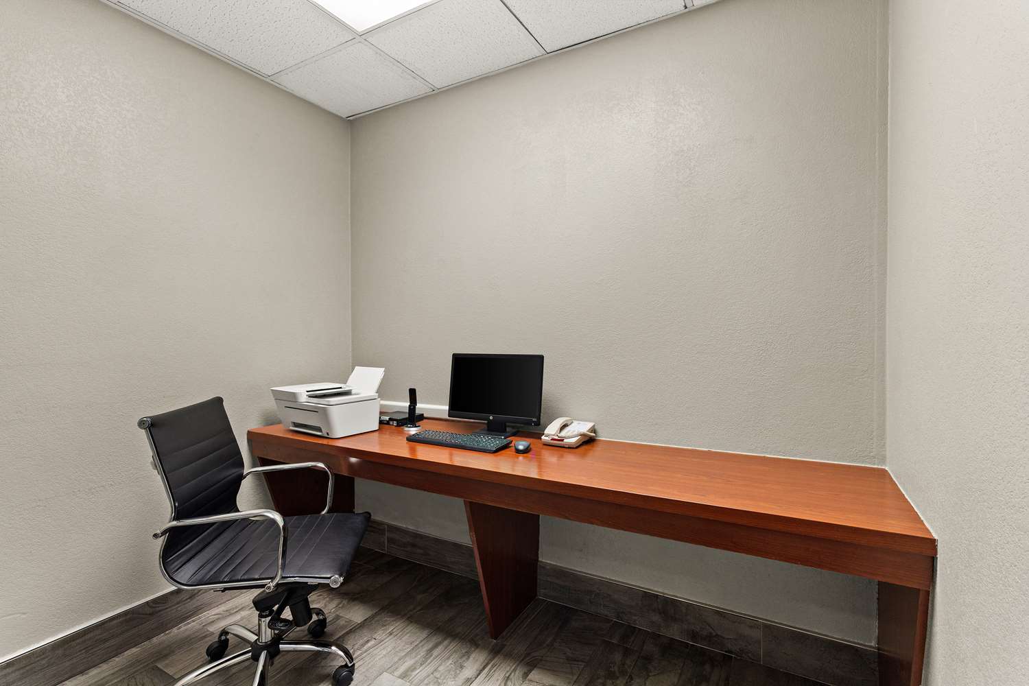 Best Western Galleria Inn & Suites Houston 7/10