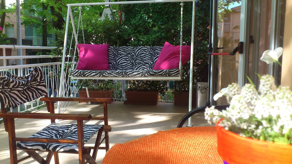 Villa Elia Hotel 5/40
