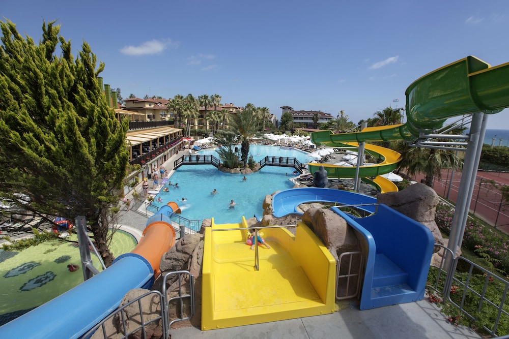Alba Resort Hotel 40/50