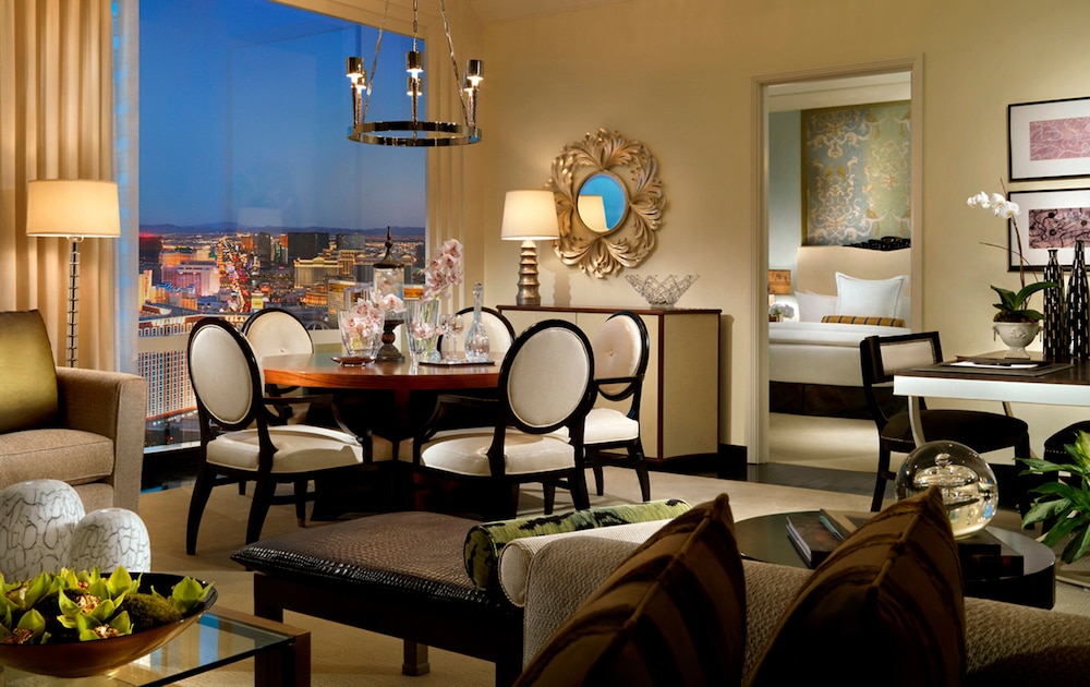 Trump International Hotel Las Vegas 61/83
