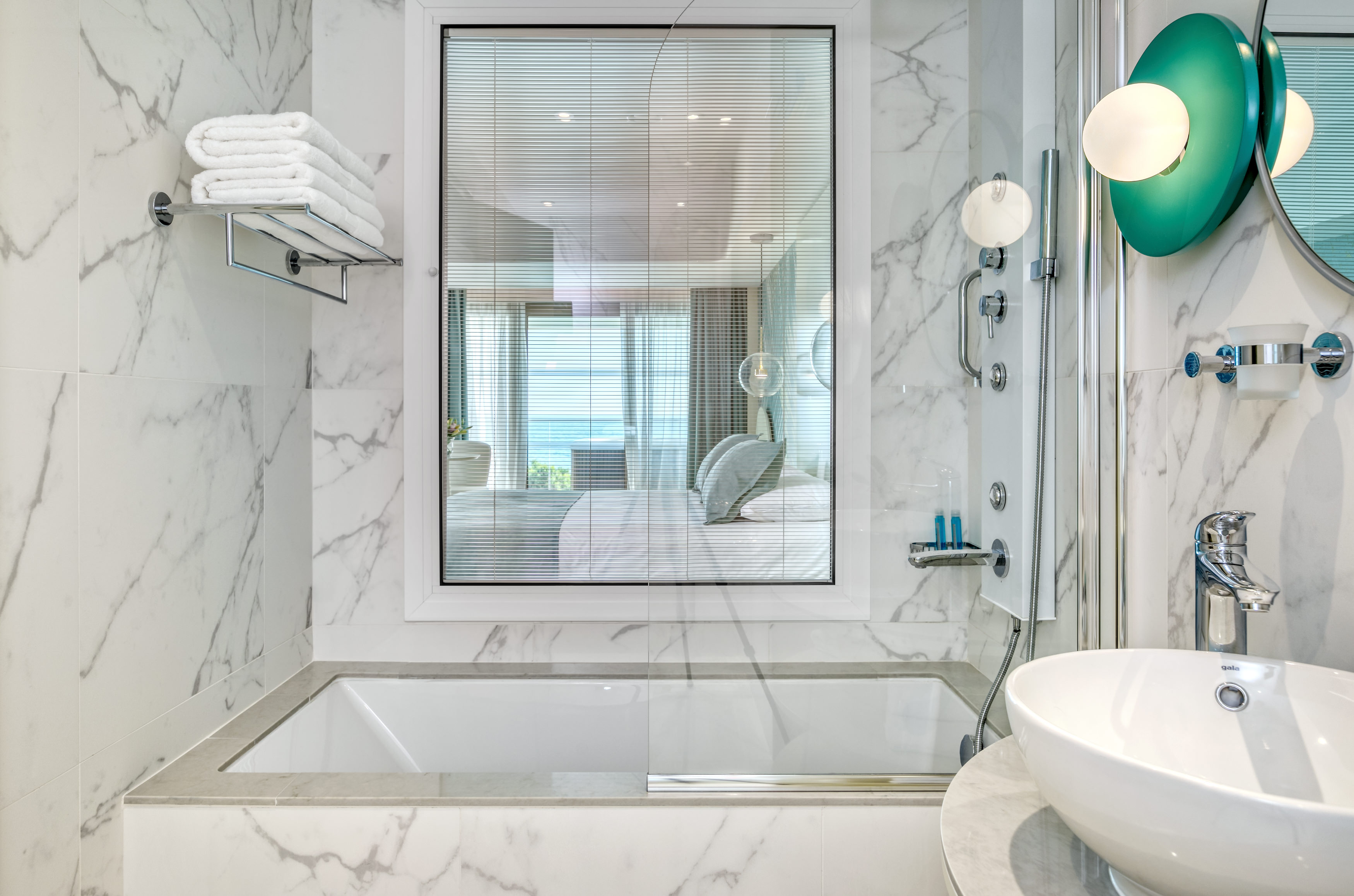 جناح جونيور بإطلالة على البحر، Ivi Mare - Designed for Adults by Louis Hotels 3/4