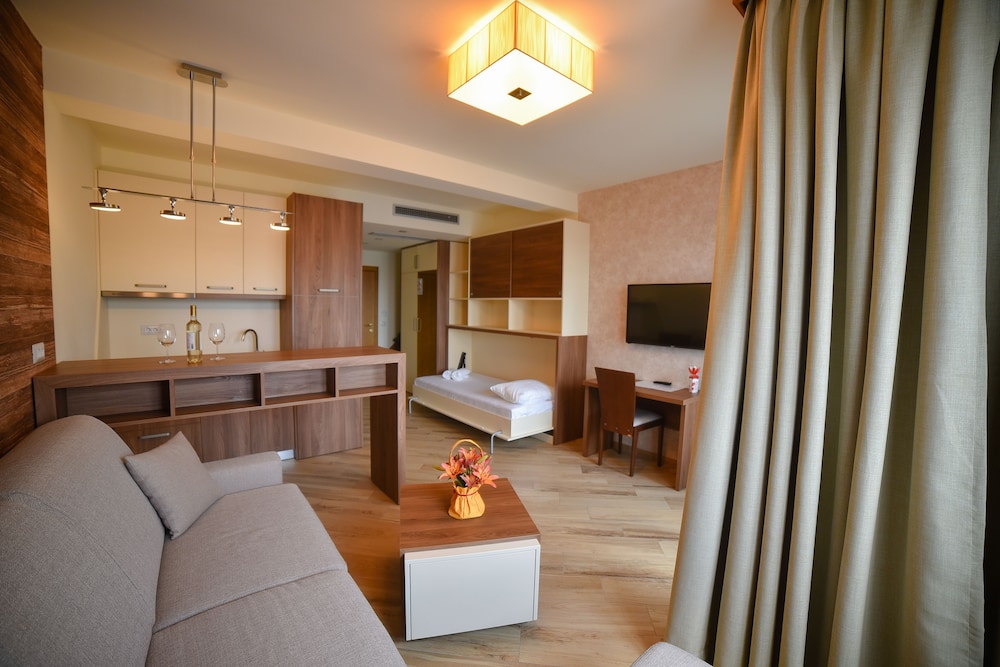 Central Inn Zlatibor 26/50