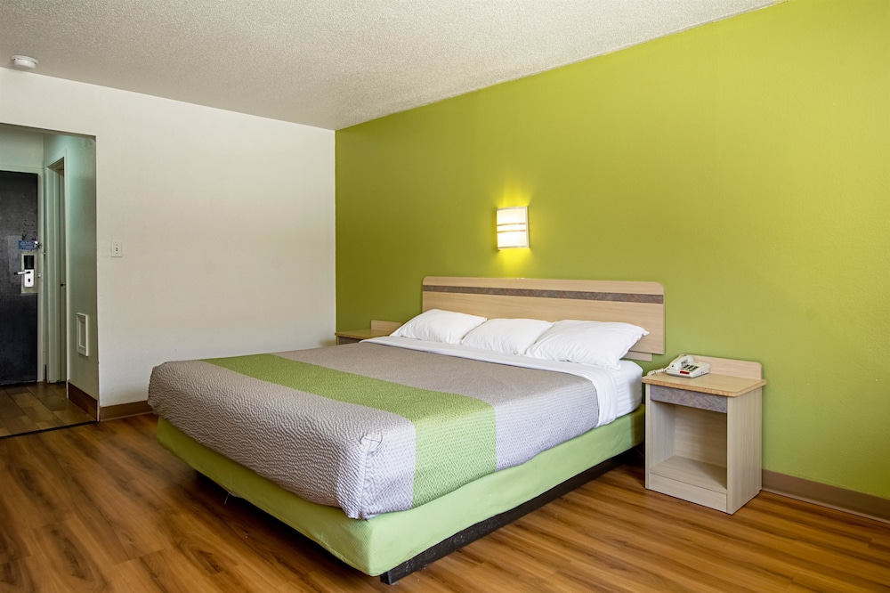 Motel6 Shepherdsville Ky Louisville South 11/49