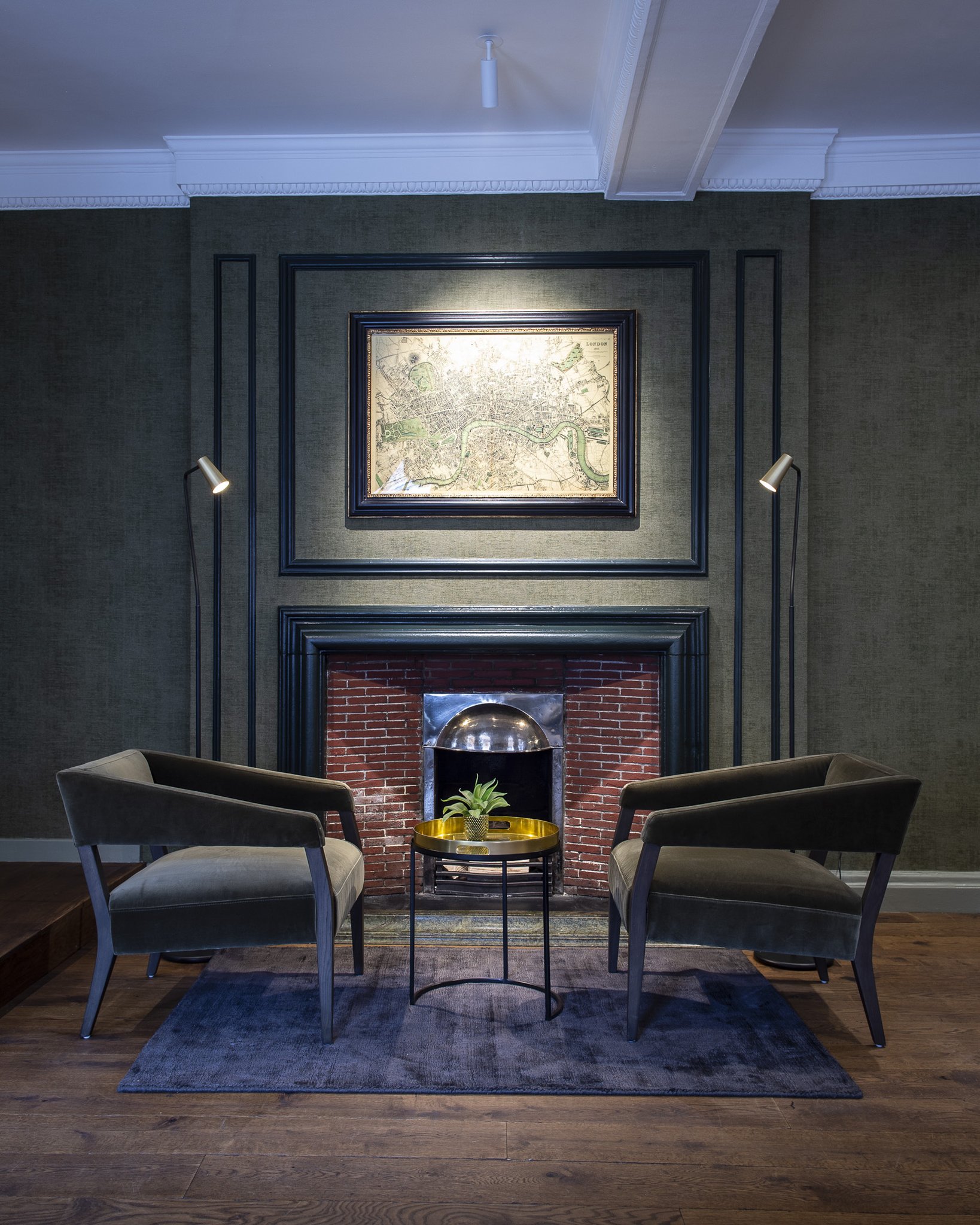 Bush Hotel Farnham 40/50