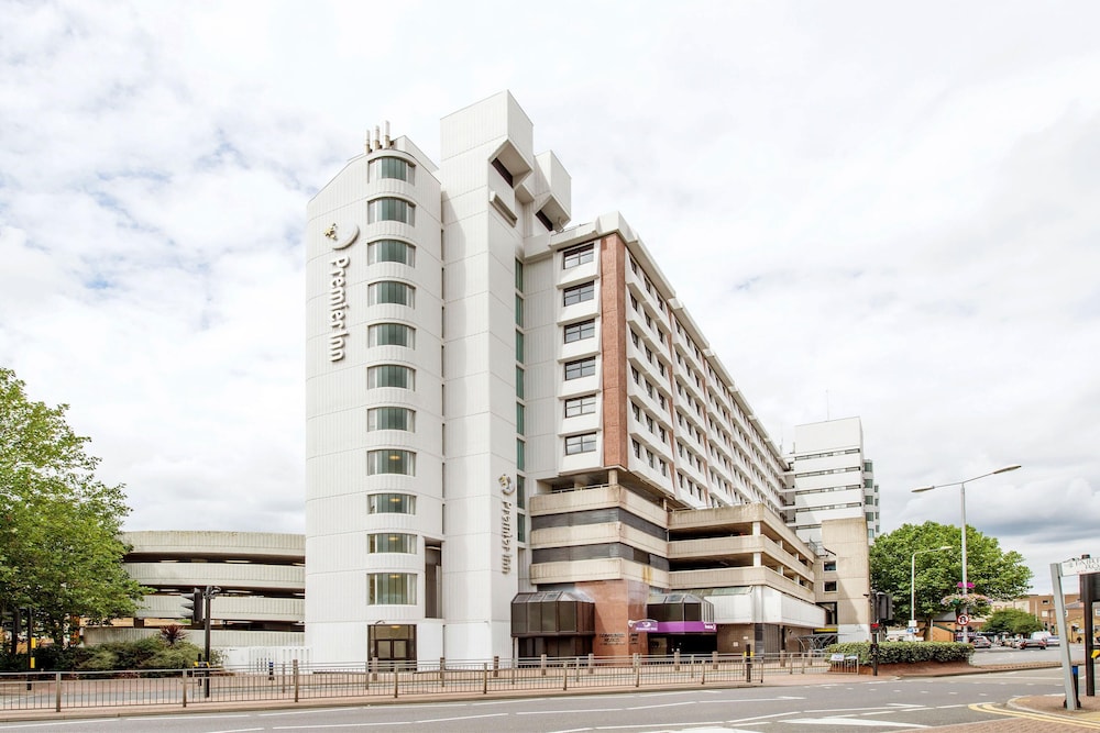 Premier Inn London Kingston Upon Thames in LONDON