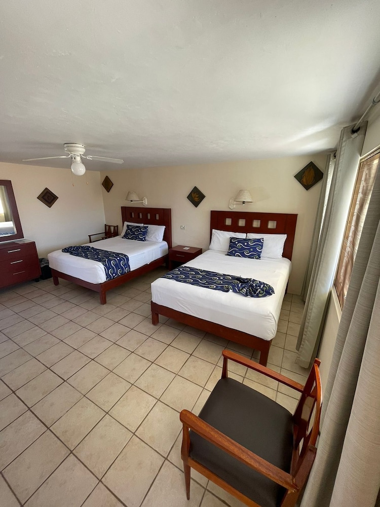 Hotel Balneario San Juan Cosalá 11/37