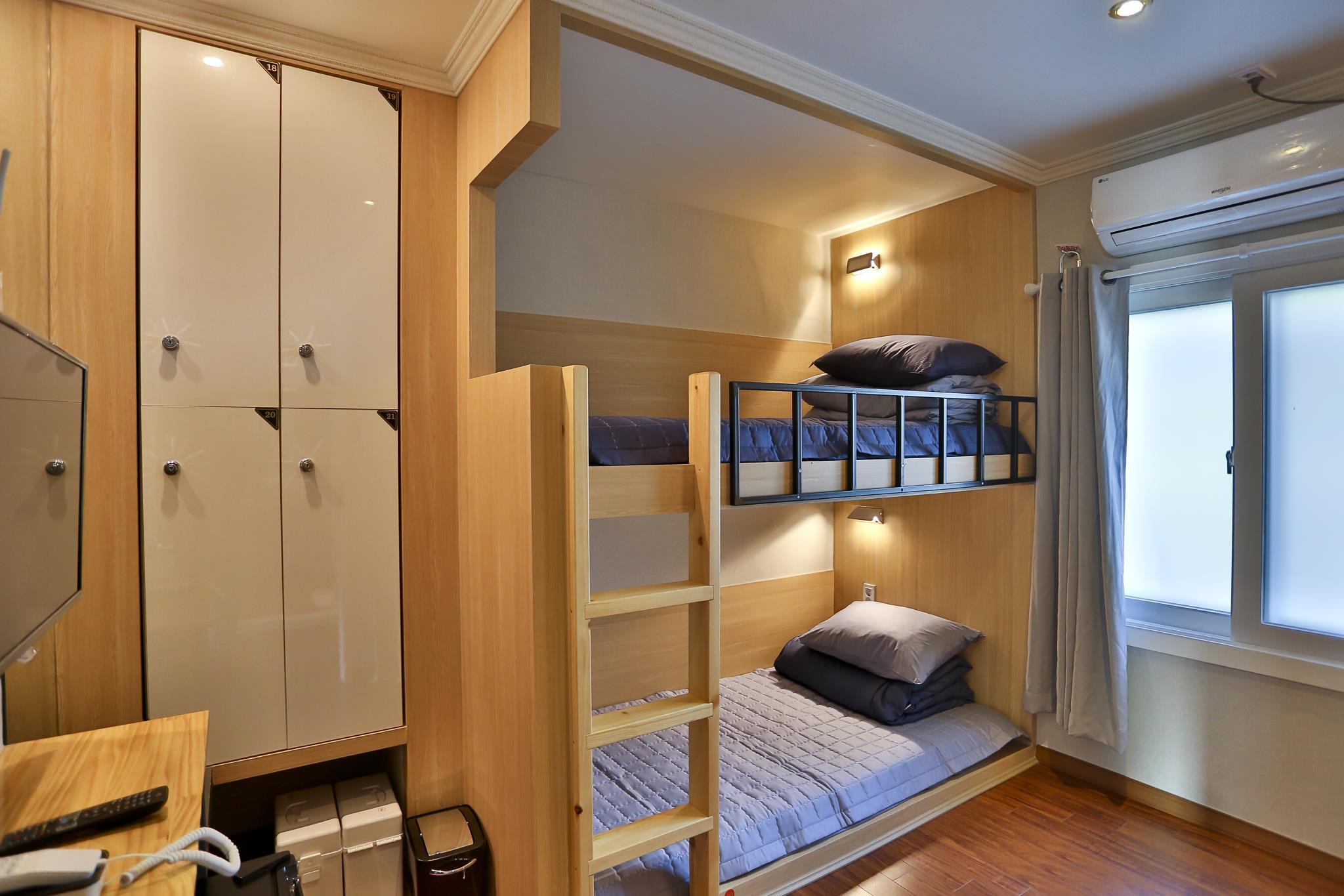 Family, 4 Beds