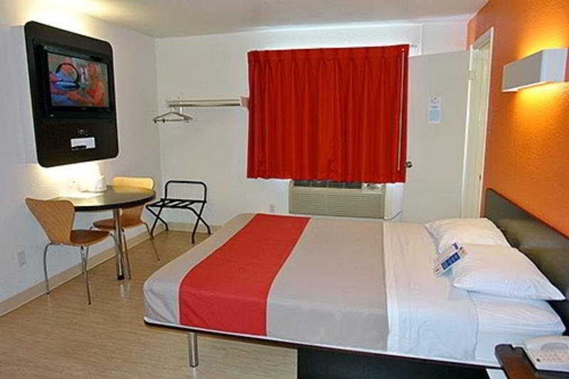 Motel 6 South Padre Island 17/33