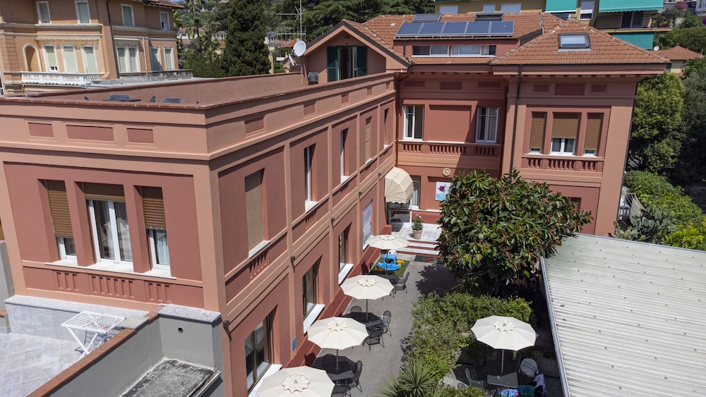 Hotel Delle Rose 3/50