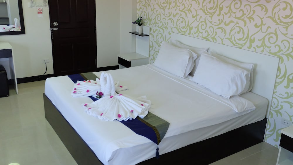 Miloft Suvarnabhumi Airport Hotel 10/50
