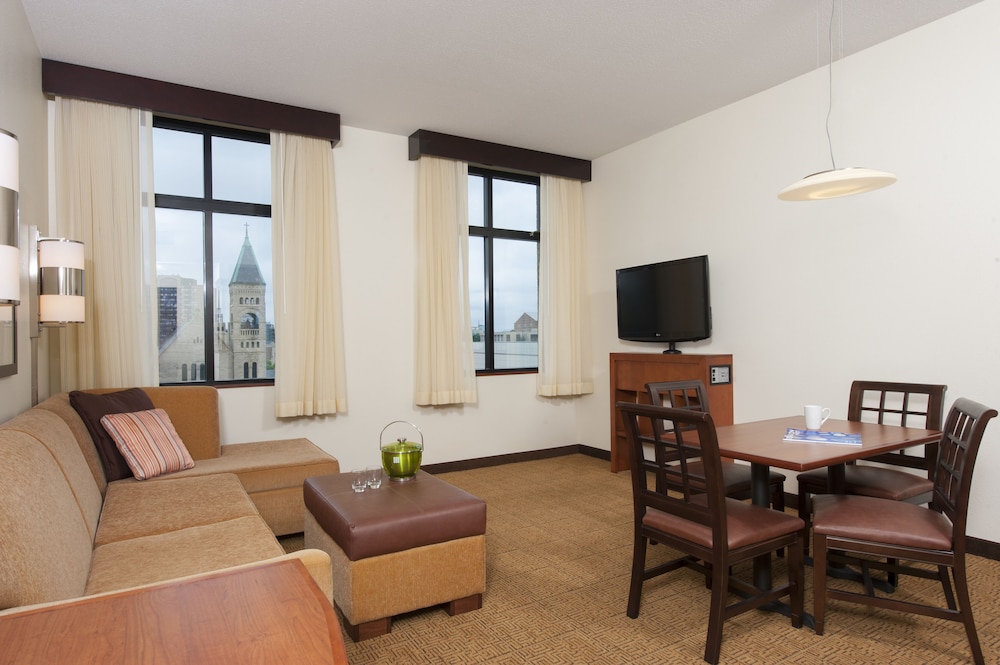 Hyatt Place Des Moines Downtwn 29/45