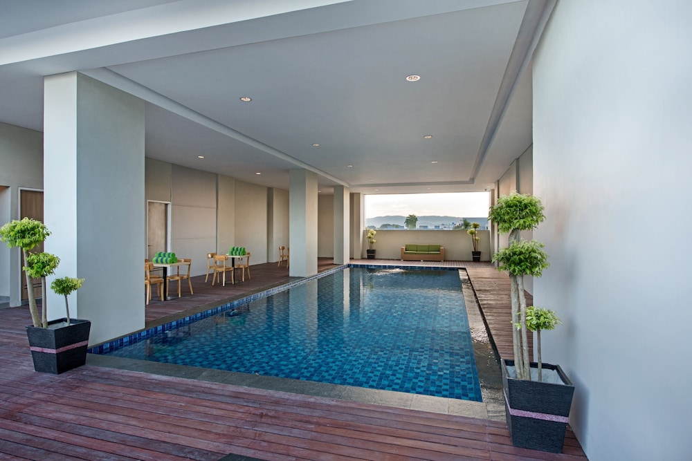 Arte Hotel Bandar Lampung 26/48