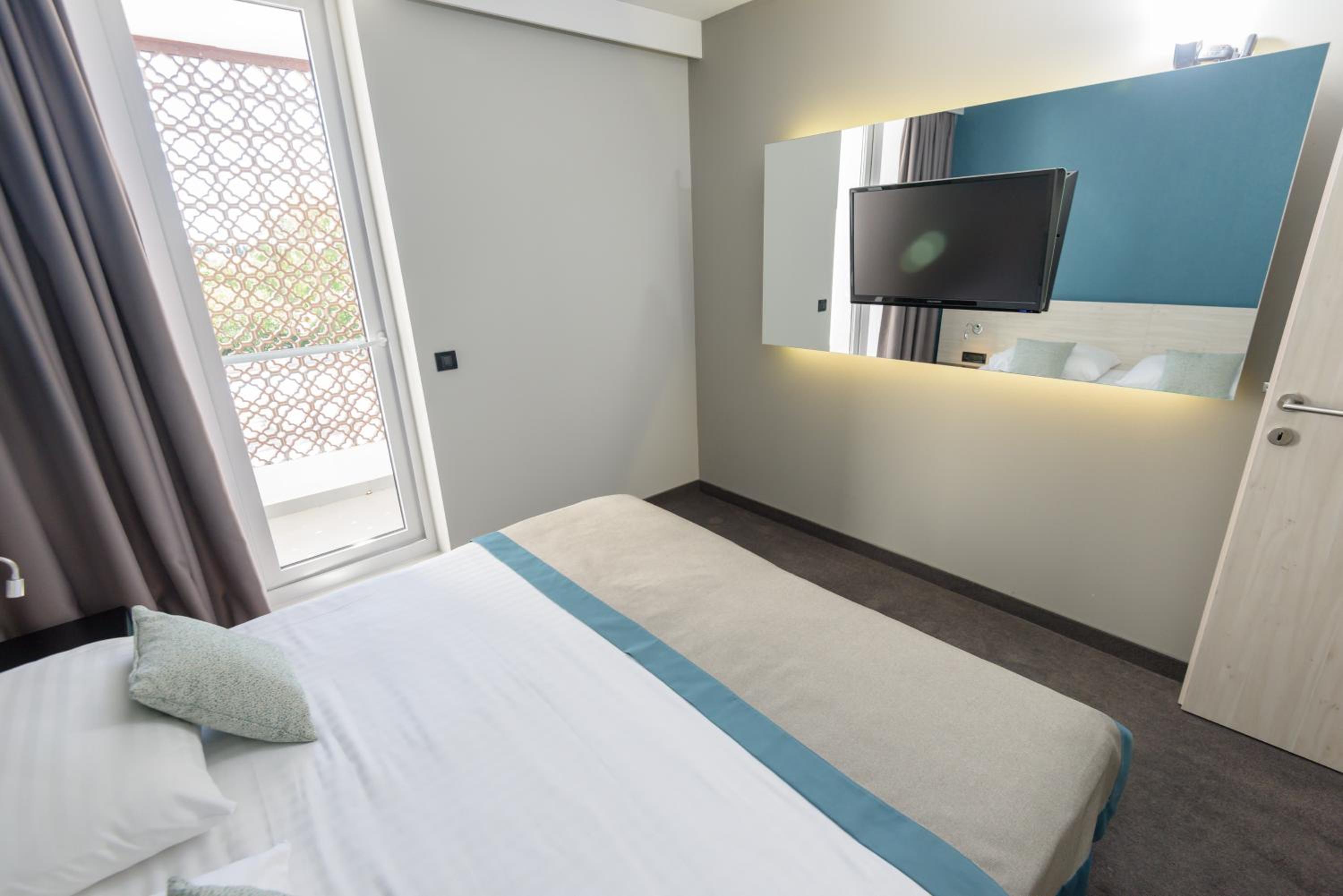 Room at Hotel Kolovare, ZADAR