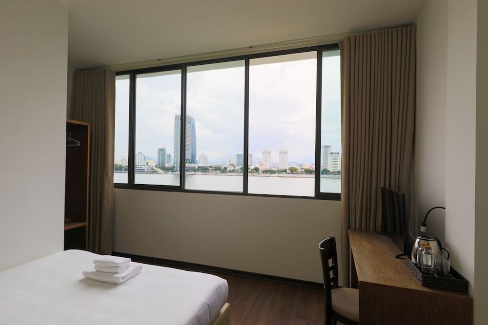 Vitalis Riverside Hotel 25/65
