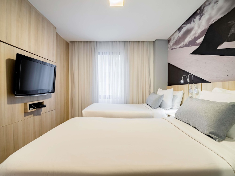 Mercure Sao Paulo Moema Times Square 15/76