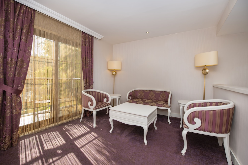 Han Deluxe Hotel 14/45
