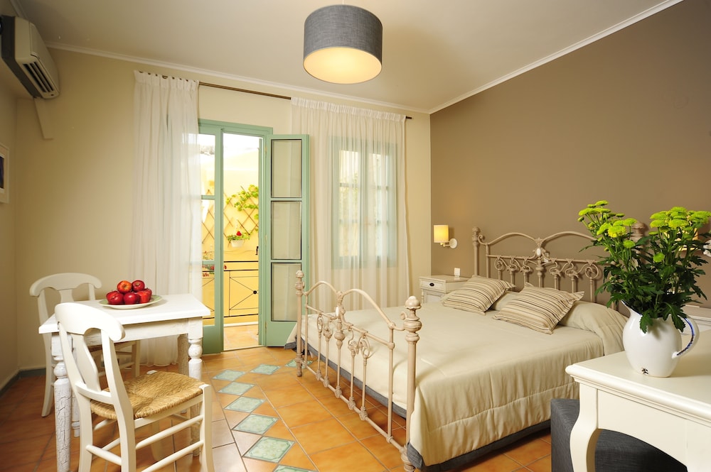 Mythos Suites Hotel 45/68