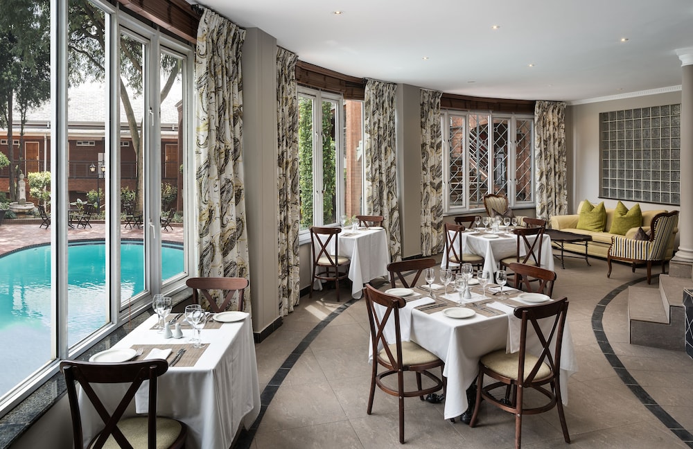 Faircity Falstaff Hotel 45/58
