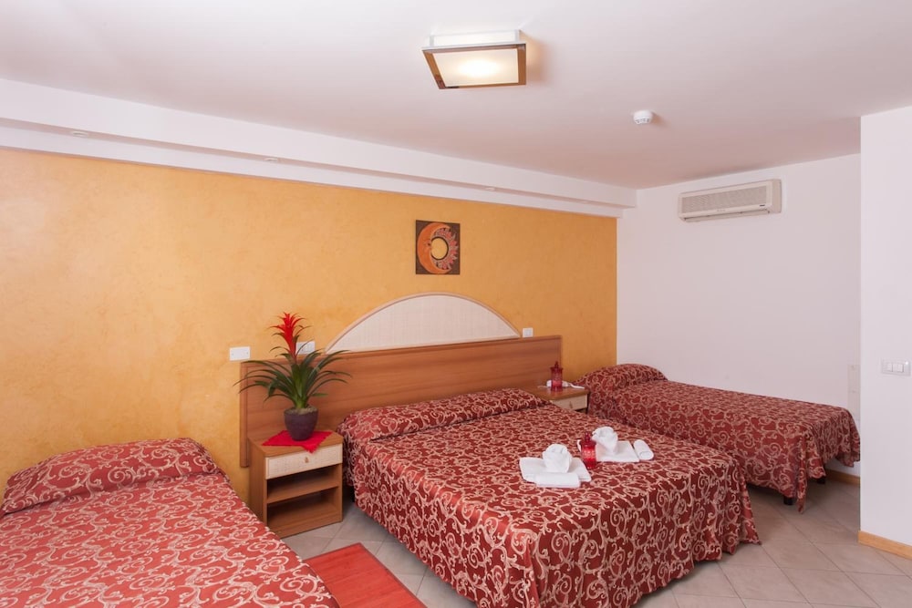 Hotel Bahama photo4