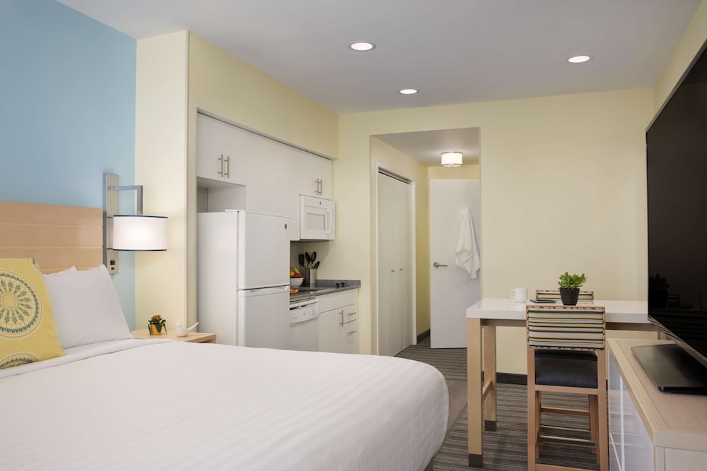 Sonesta ES Suites New Orleans Downtown 10/41