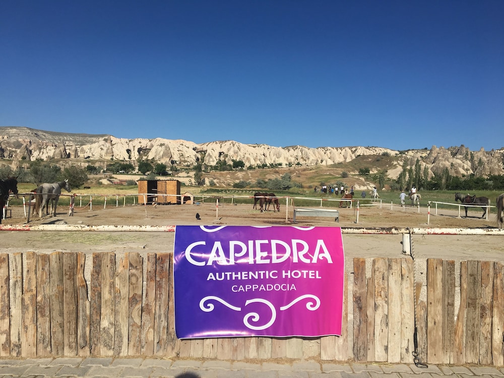 Capiedra Hotel 25/47
