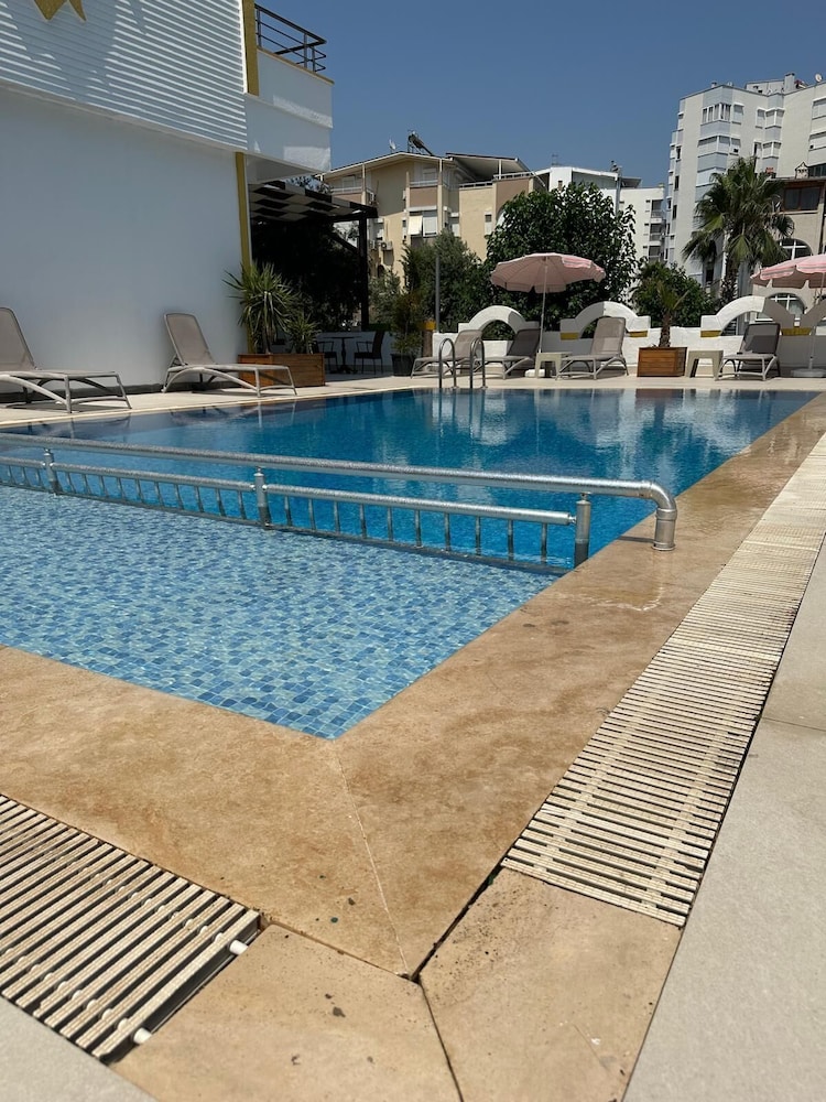 Hotel Lugano 24/47