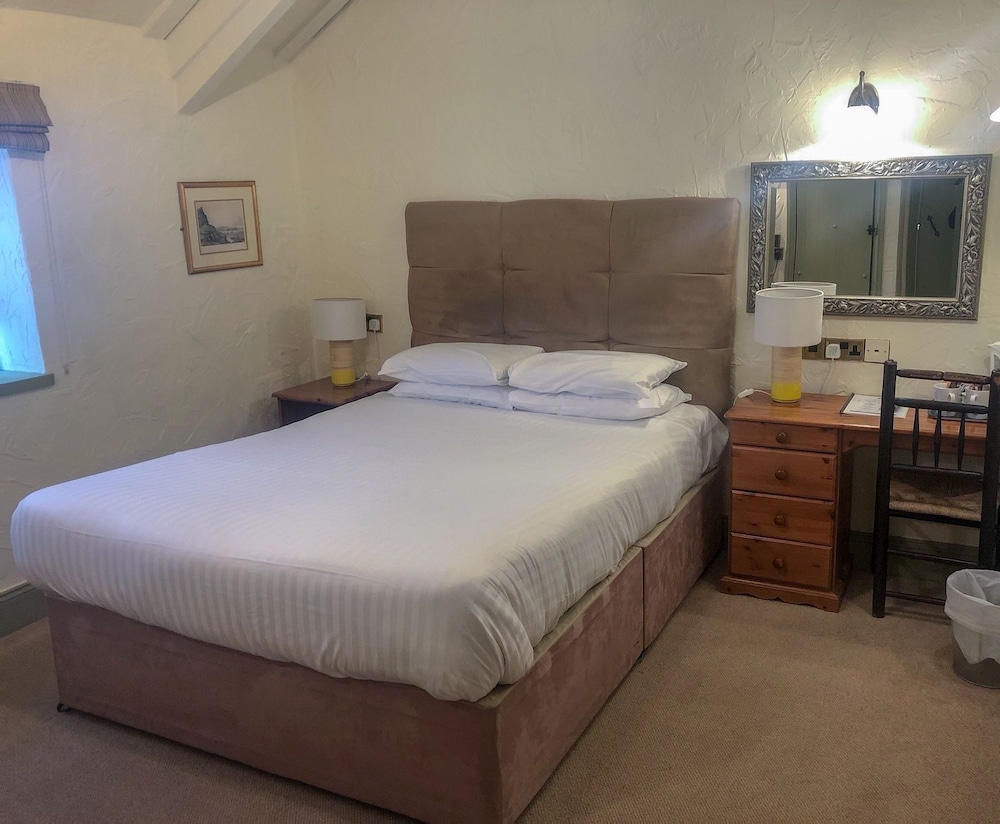 Hoops Country Inn & Hotel 3/39