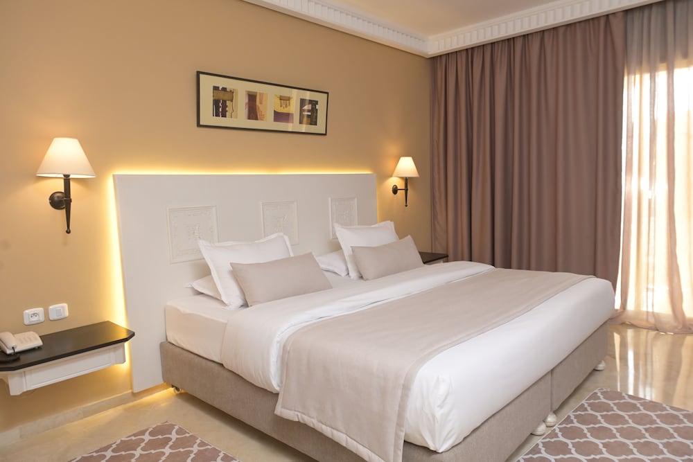 Alhambra Thalasso 18/63