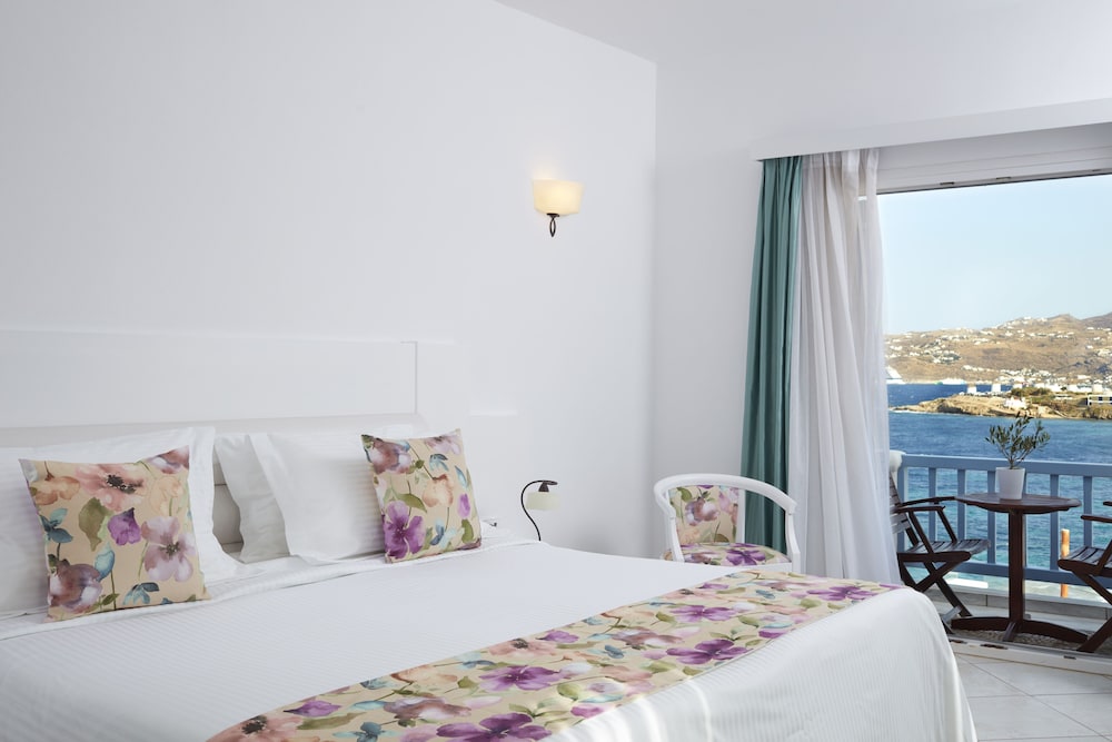 DELUXE, SEA VIEW