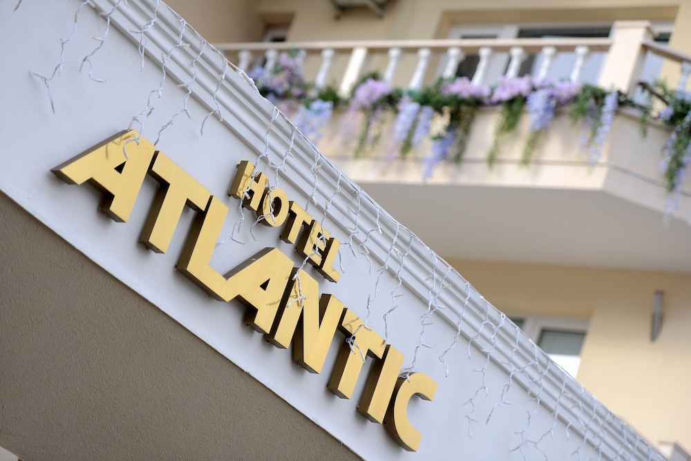 Hotel Atlantic 32/69