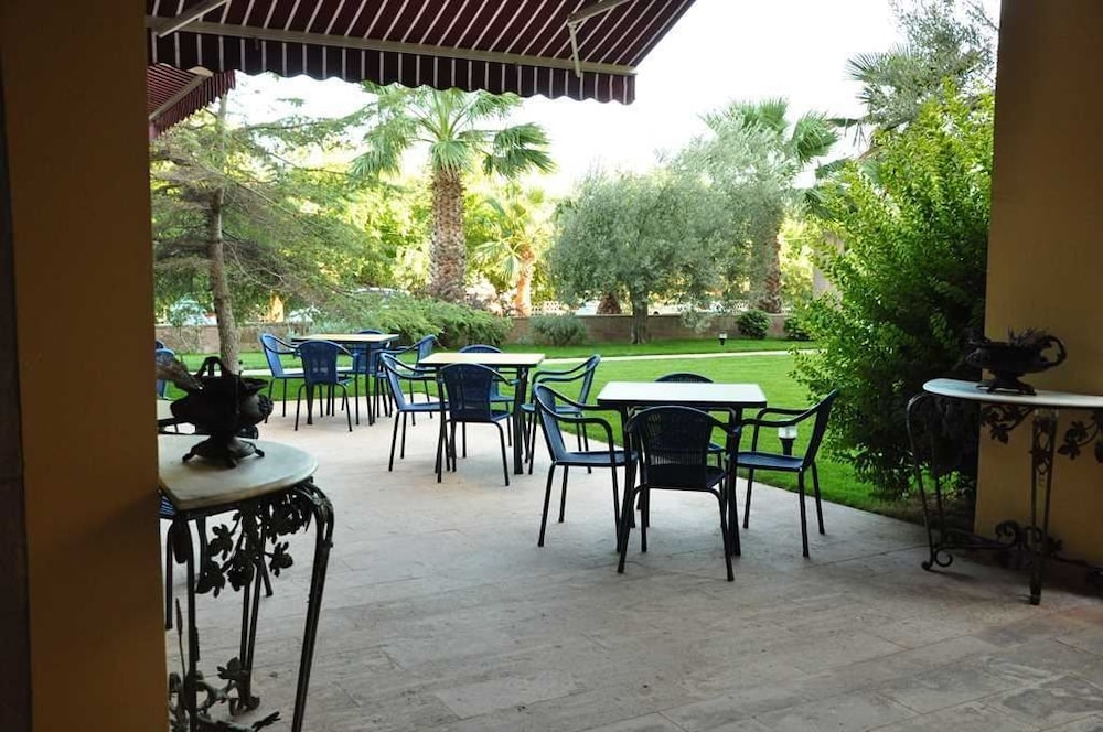 Palm Court Suites 31/48
