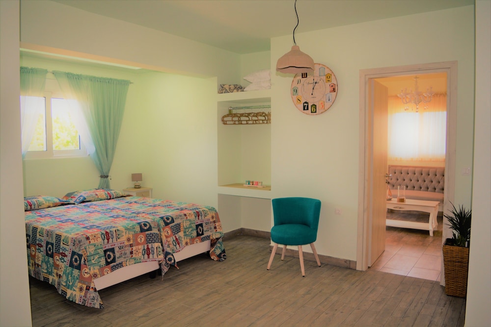 Anelia Boutique Studios And Apartments 9/50