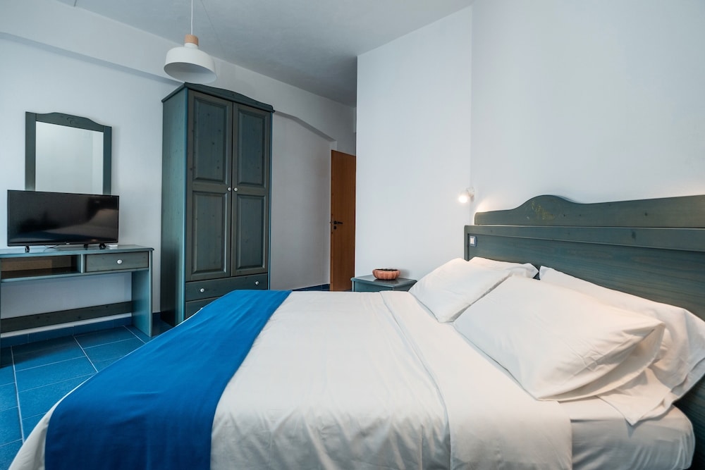 Apartment, Double and Bunk Bed
