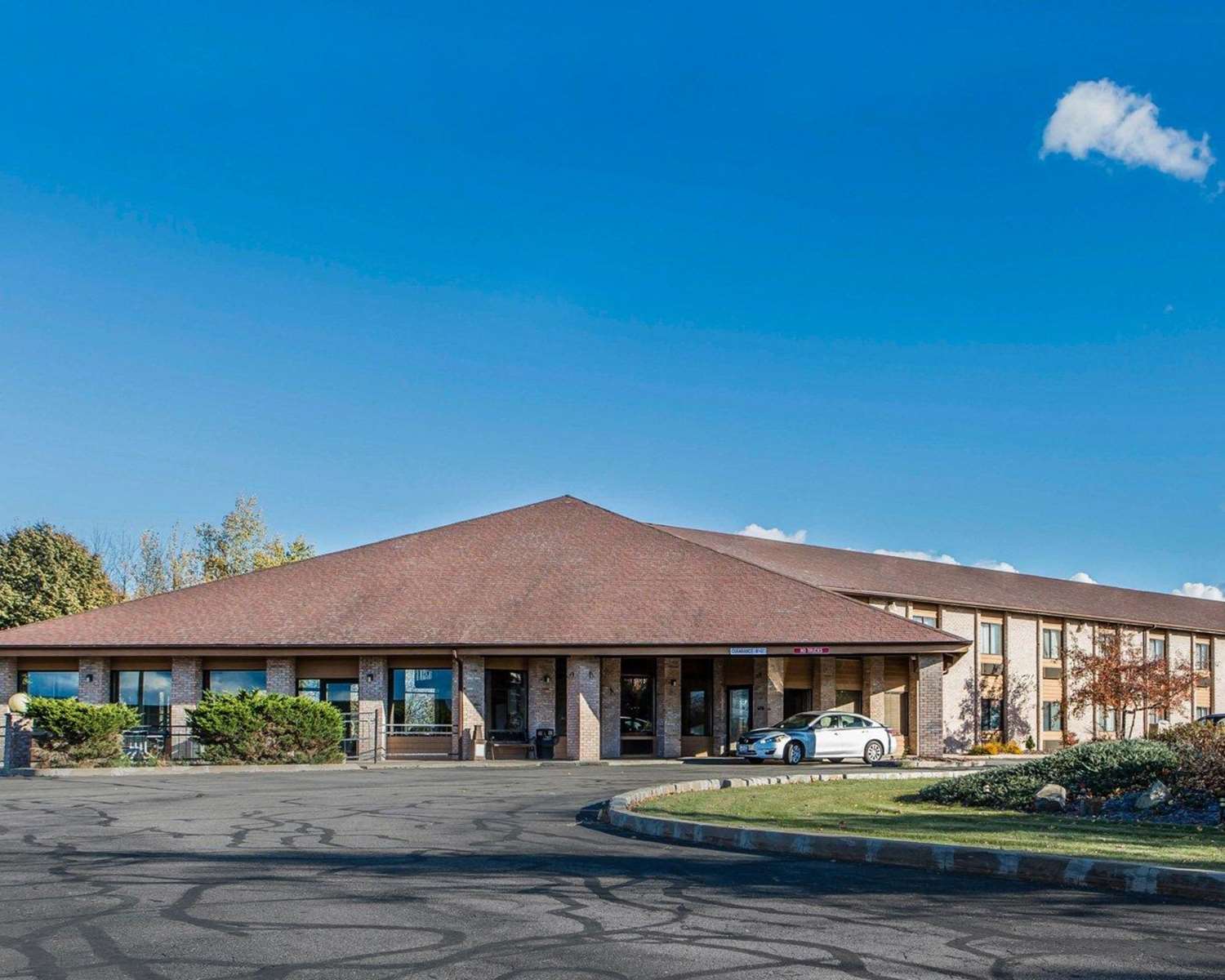 AmericInn by Wyndham Mosinee Central Wisconsin Airport 2/33