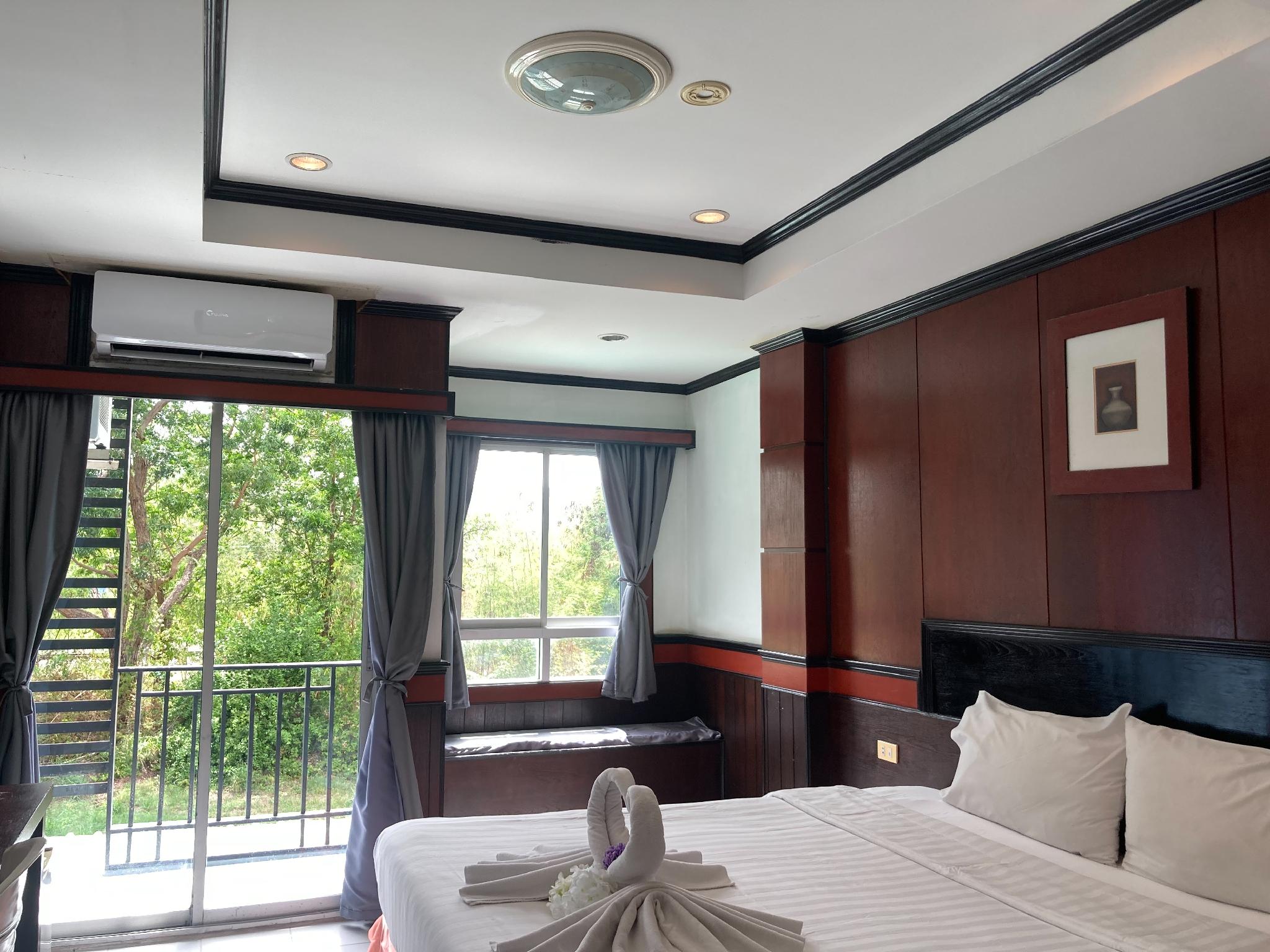 Standard, Balcony