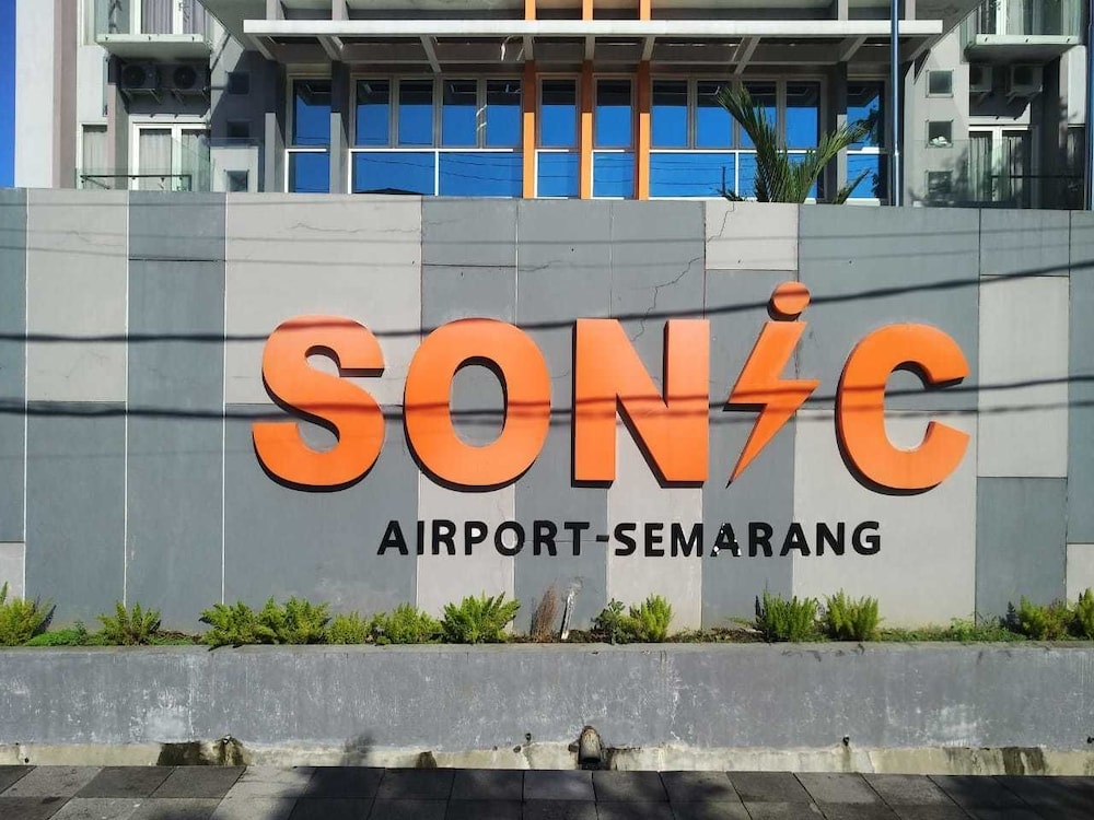 Hotel Sonic Airport Semarang 1/21