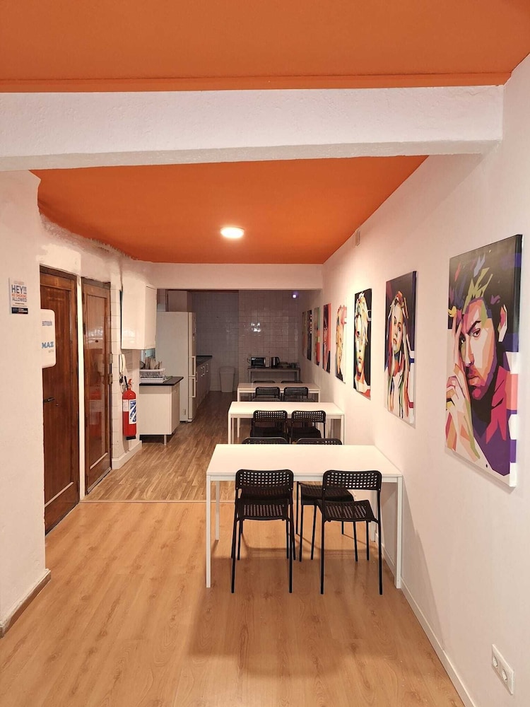 Arc House Granada 37/50
