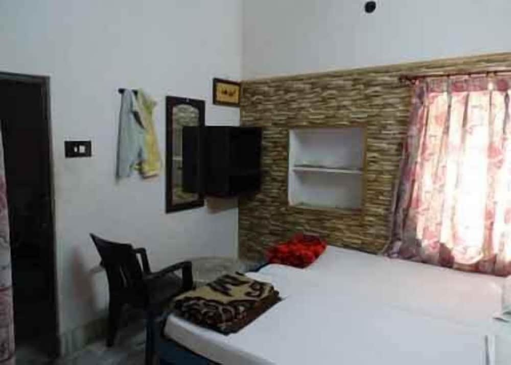 Teerth Guest House 50/64